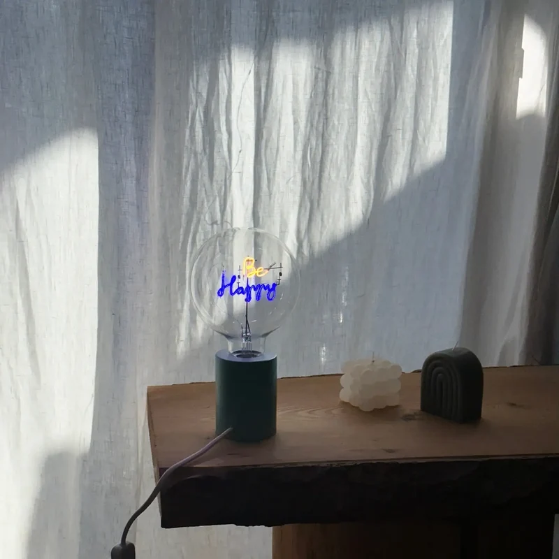 Ampoule décorative LED "Be Happy" - Message In The Bulb