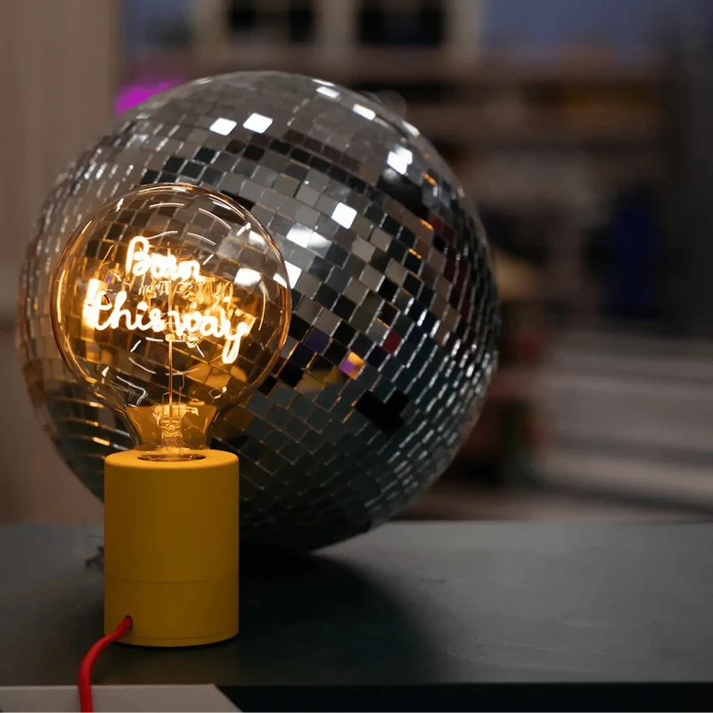 Ampoule décorative LED "Born This Way" - Message In The Bulb