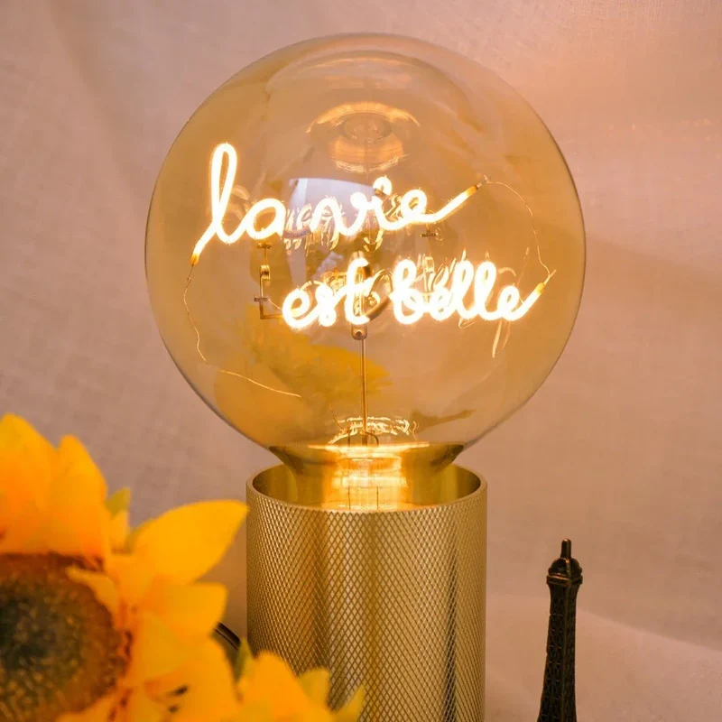 Ampoule décorative LED "La vie est Belle" - Message In The Bulb