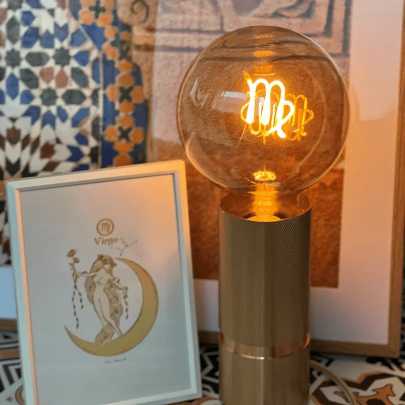 Ampoule décorative LED "Zodiac - Vierge" - Message In The Bulb