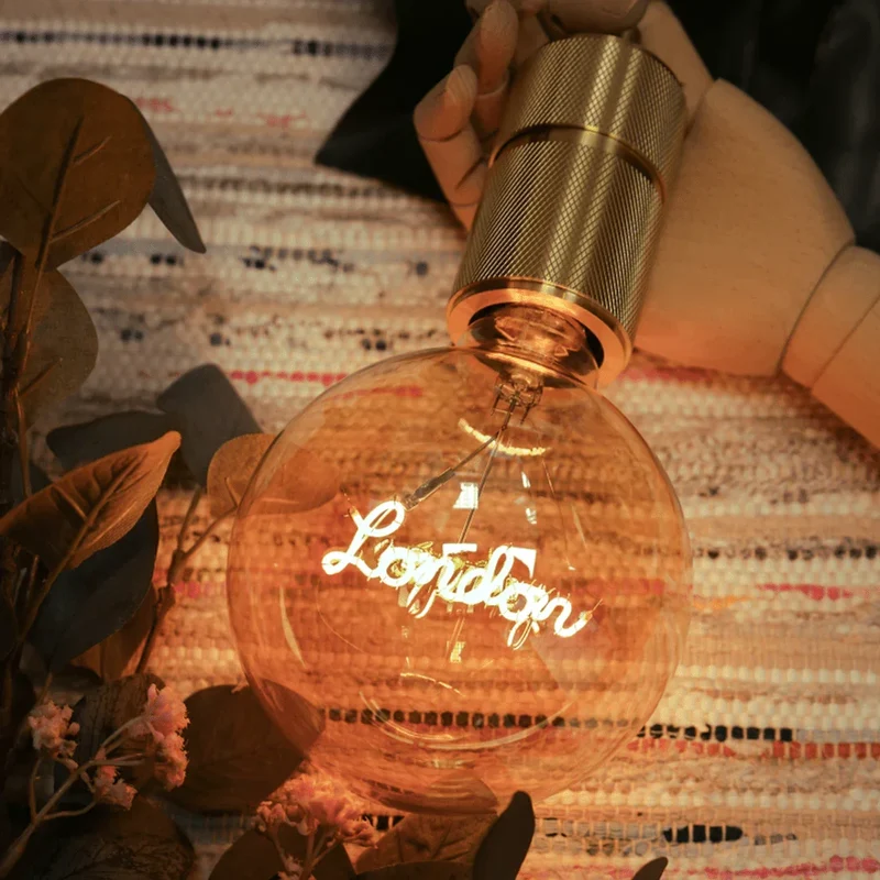 Ampoule décorative LED "London" à suspendre - Message In The Bulb