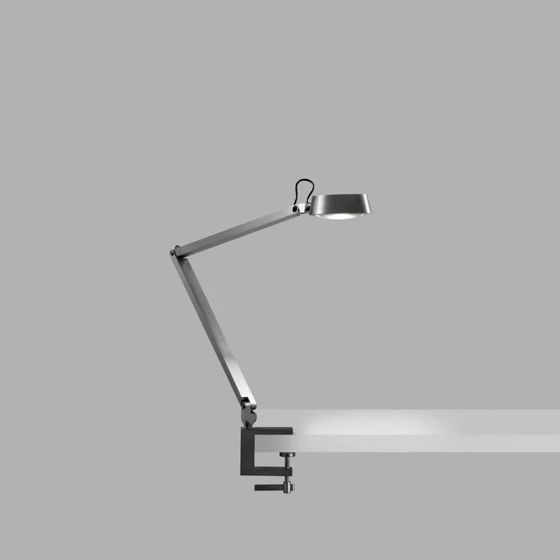 Dark T1 Bordlampe m/ klemme Titanium - Light-Point