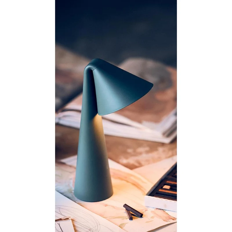 Ami Portable Bordlampe - Sage Green med genopladeligt LED-lys