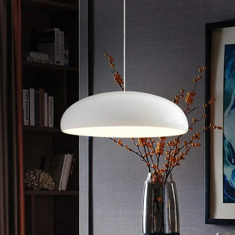 Modern LED Pendant Lights Black White Round Aluminum Lampshade Nordic Chandelier Dining Table Lights Room Decor