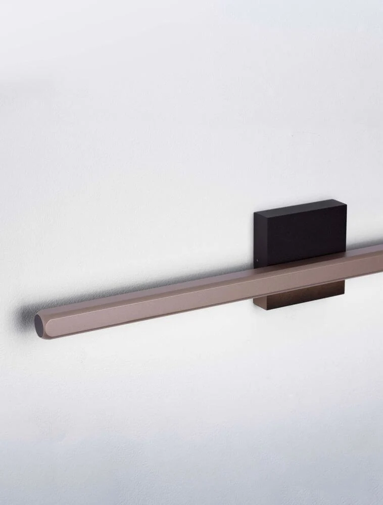Lios LED Wandleuchte 3000K Schwarz, Braun