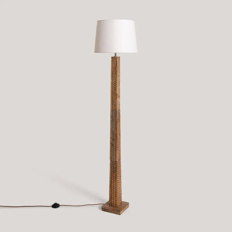 Lampadaire Haut en Bois