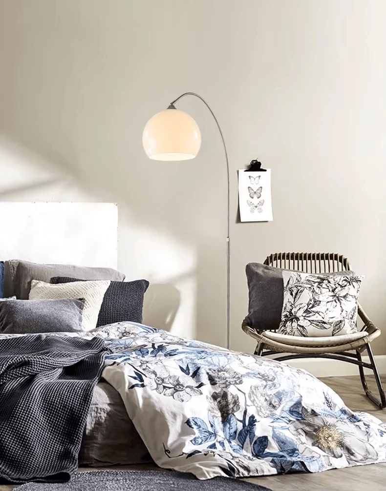 Lampadaire Arc Orange