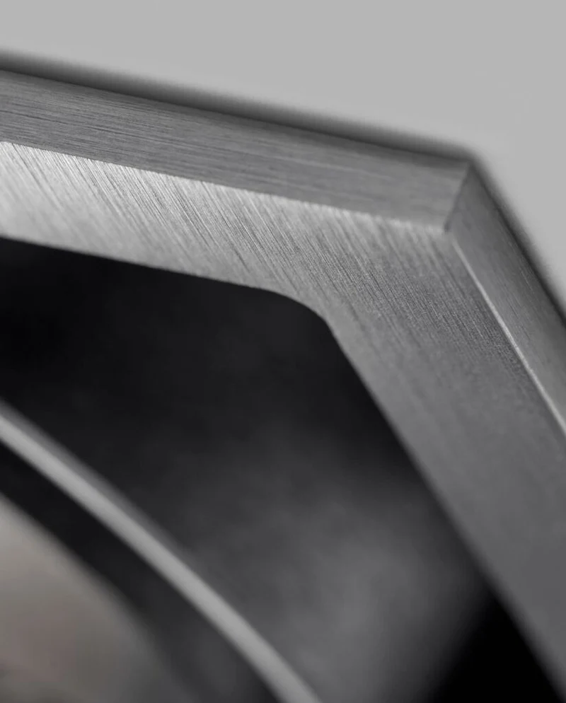 GHOST 1 SWITCH TUNE TITANIUM