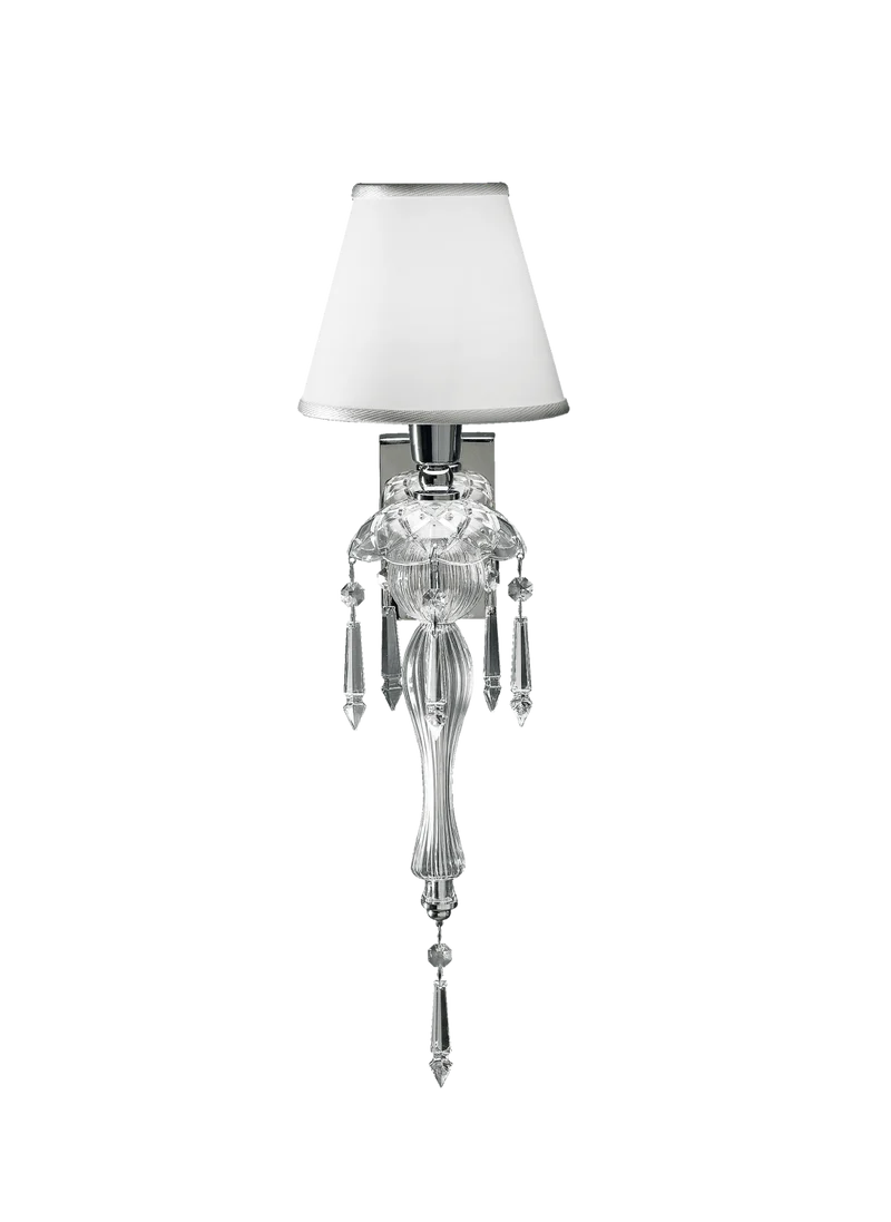 Lampe murale italienne blanche