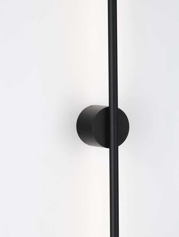 Aden LED Wandleuchte 3000K Schwarz