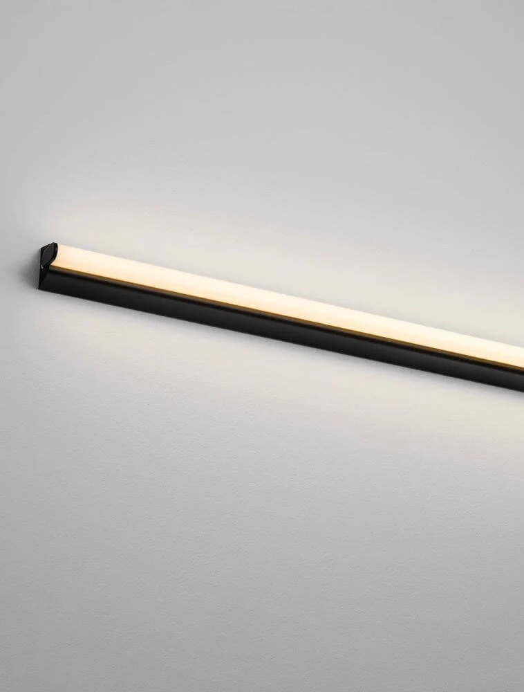Endo LED Wandleuchte 3000K Schwarz IP44
