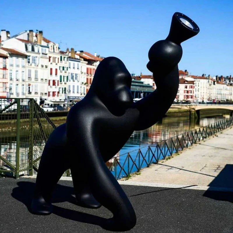 Kong XL Bodenleuchte Gorilla