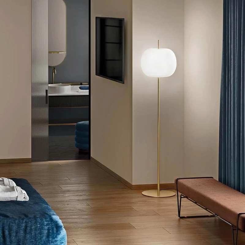 Kundalini Stehlampe Kushi XL mit Opalglasschirm 183cm Dimmbar