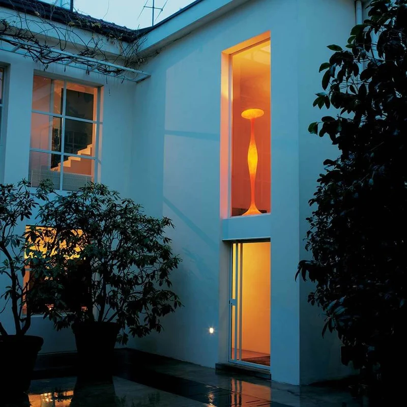 Kundalini Fiberglas Stehlampe Eta 200cm Dimmbar