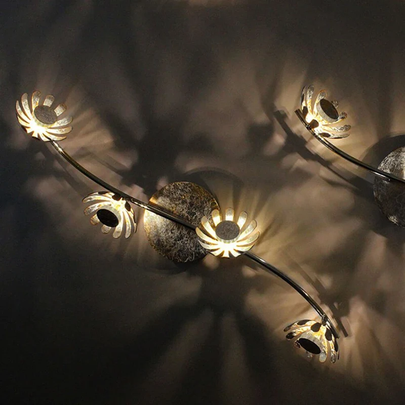 LED Deckenleuchte Bloom 4-flammig 70cm Silberfarben