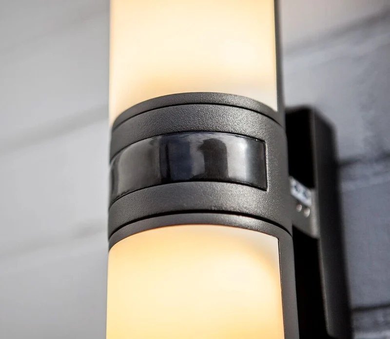 LED Außenwandleuchte Cyra mit Sensor IP44 Anthrazit