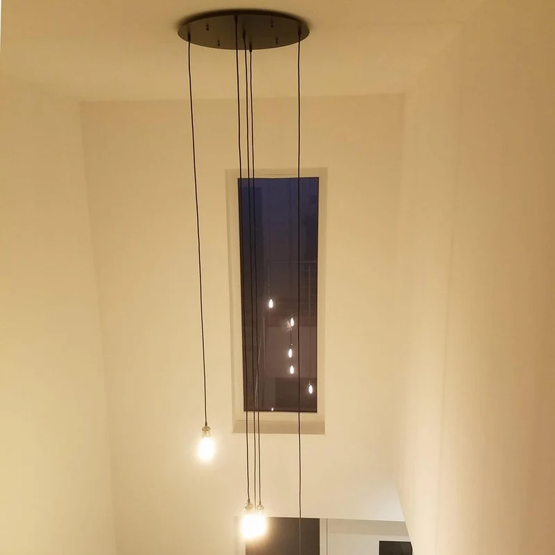 Avra Pendelleuchte mit Stoffkabel Messing