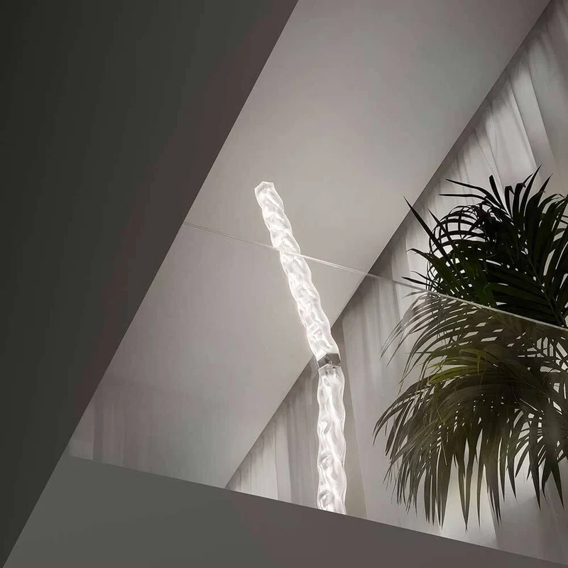 Slamp Hugo Stehleuchte 207cm aus Lentiflex-Kunststoff