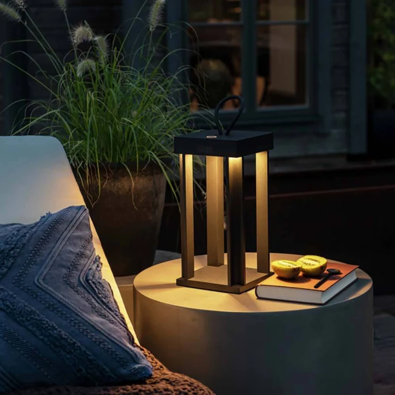 Cannes Outdoor USB-Laterne IP54
