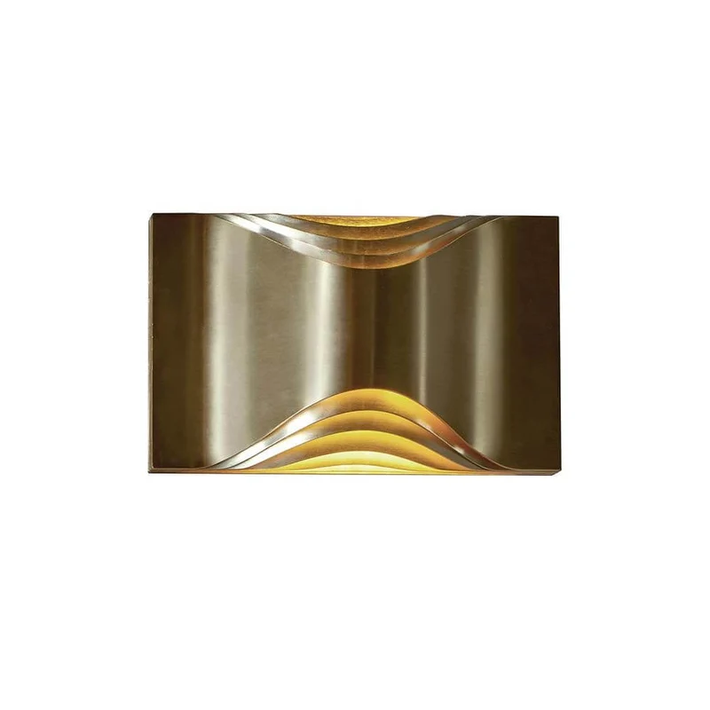 DCWéditions Respiro LED Wandleuchte Gold