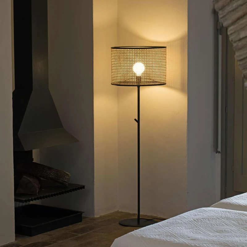 Mambo Stehlampe 123cm (ohne Schirm)