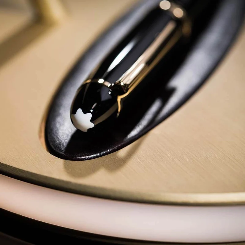 Slamp LED Schreibtischlampe Overlay & Montblanc Meisterstück Le Grand