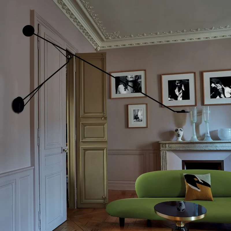 DCWéditions Aaro LED Wandleuchte 160cm schwenkbar