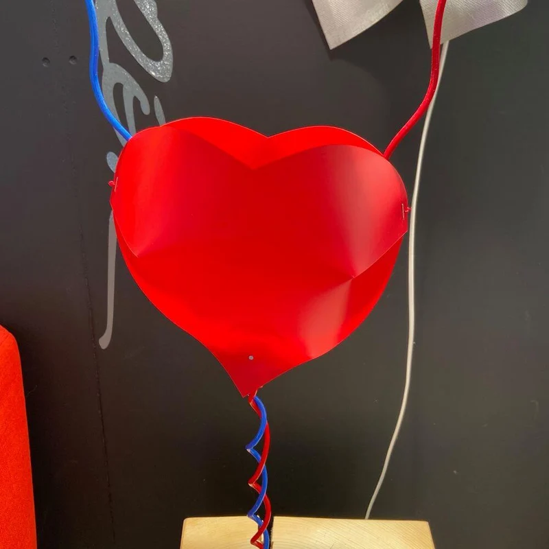 Ingo Maurer LED Tischlampe One From The Heart Herzleuchte