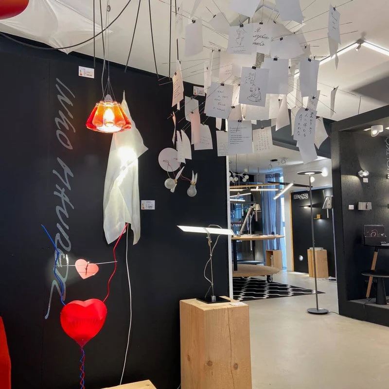 Ingo Maurer LED Tischlampe One From The Heart Herzleuchte