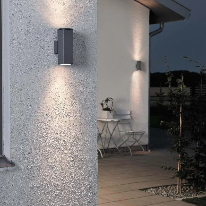 Monza Außen-Wandleuchte mit doppeltem Lichtkegel Anthrazit