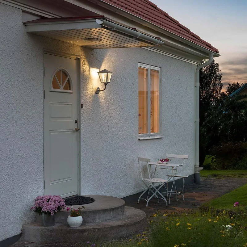 Benu LED Außen-Wandlampe 3000K galvanisierter Stahl, klares Glas