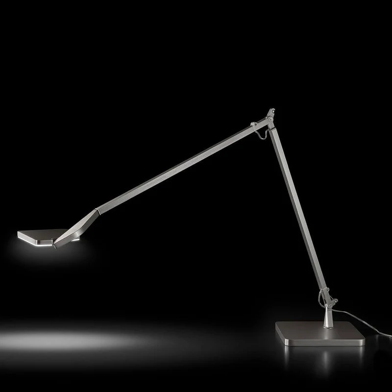 Panzeri Jackie LED-Tischlampe verstellbar mit Touchdimmer