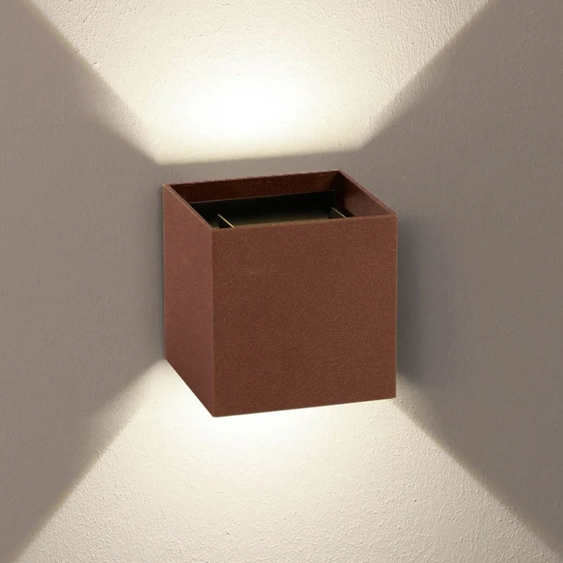 s.luce Ixa LED Wandlampe verstellbare Winkel Innen & Außen IP44