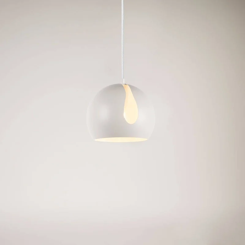 s.luce Ball Metall Pendelleuchte mit drehbarem tauschbaren Schirm