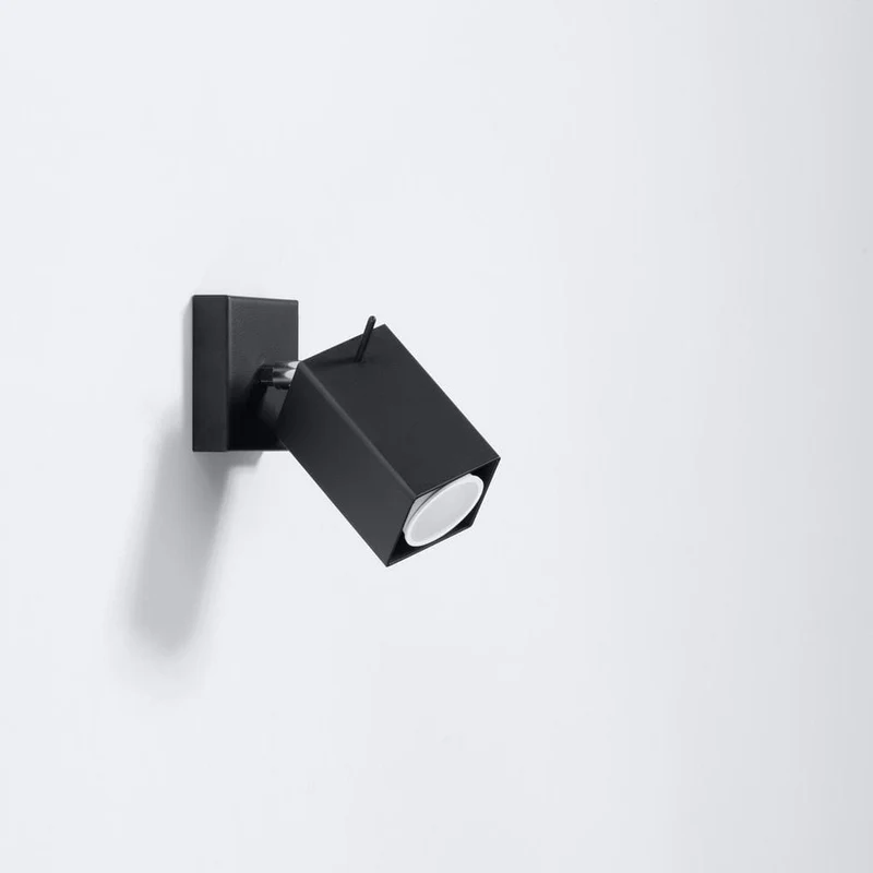 Spot Noir Design