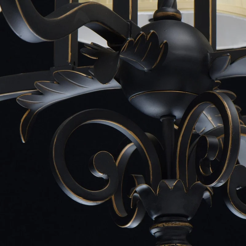 Lustre Victoria