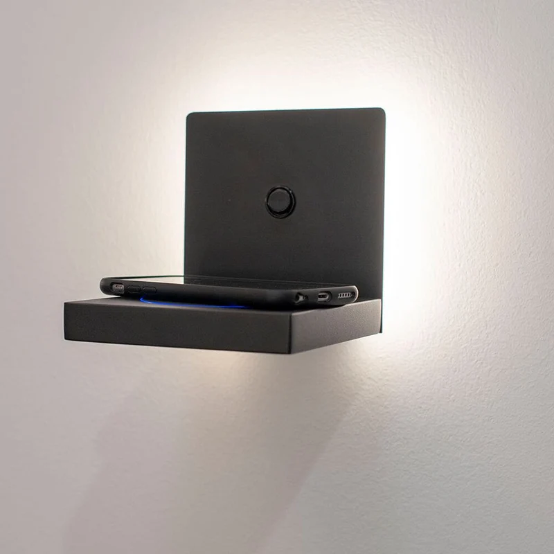 Zanzibar quadratische LED-Wandleuchte mit Ladestation
