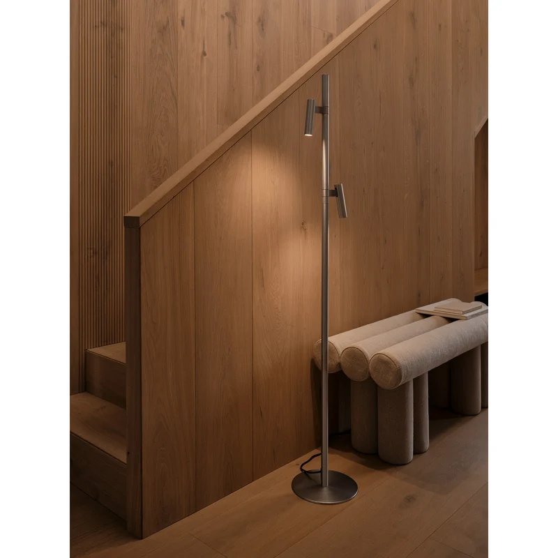 MAKOTO G9 SATIN KROM GULVLAMPE