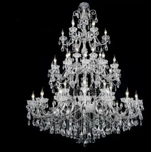 Lustre en cristal luxueux antique