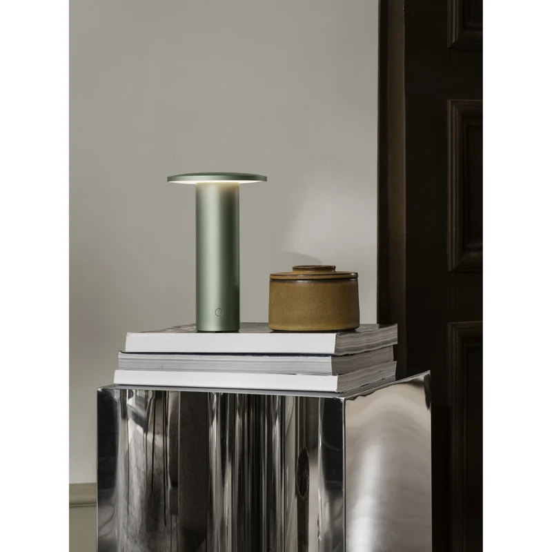 SOLAE PORTABLE LIGHT GREEN