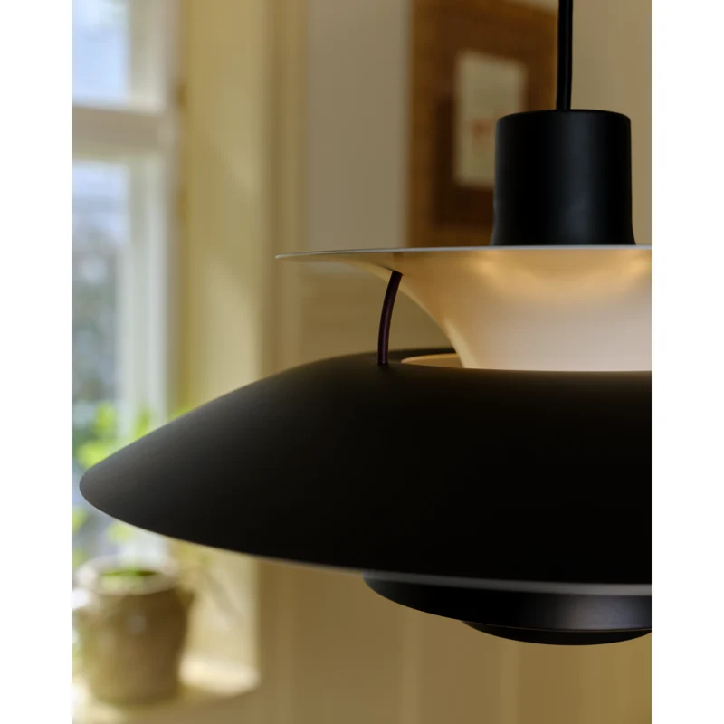 PH 5 - Pendel - BLACK EDITION 2025 - LOUIS POULSEN