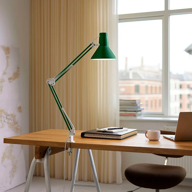JENSEN ARKITEKTLAMPE GRØN