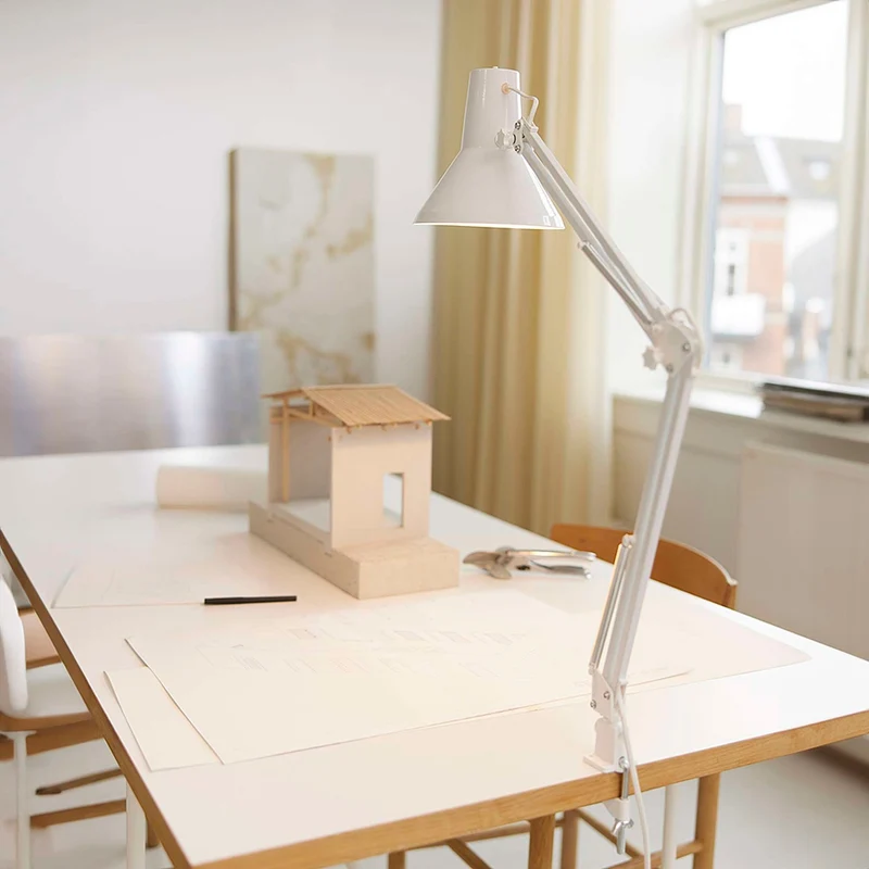 JENSEN ARKITEKTLAMPE HVID