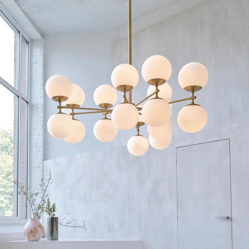 Chandelier noir globes