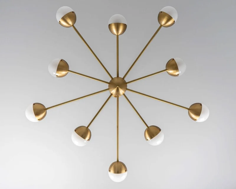 Lustre futuriste laiton