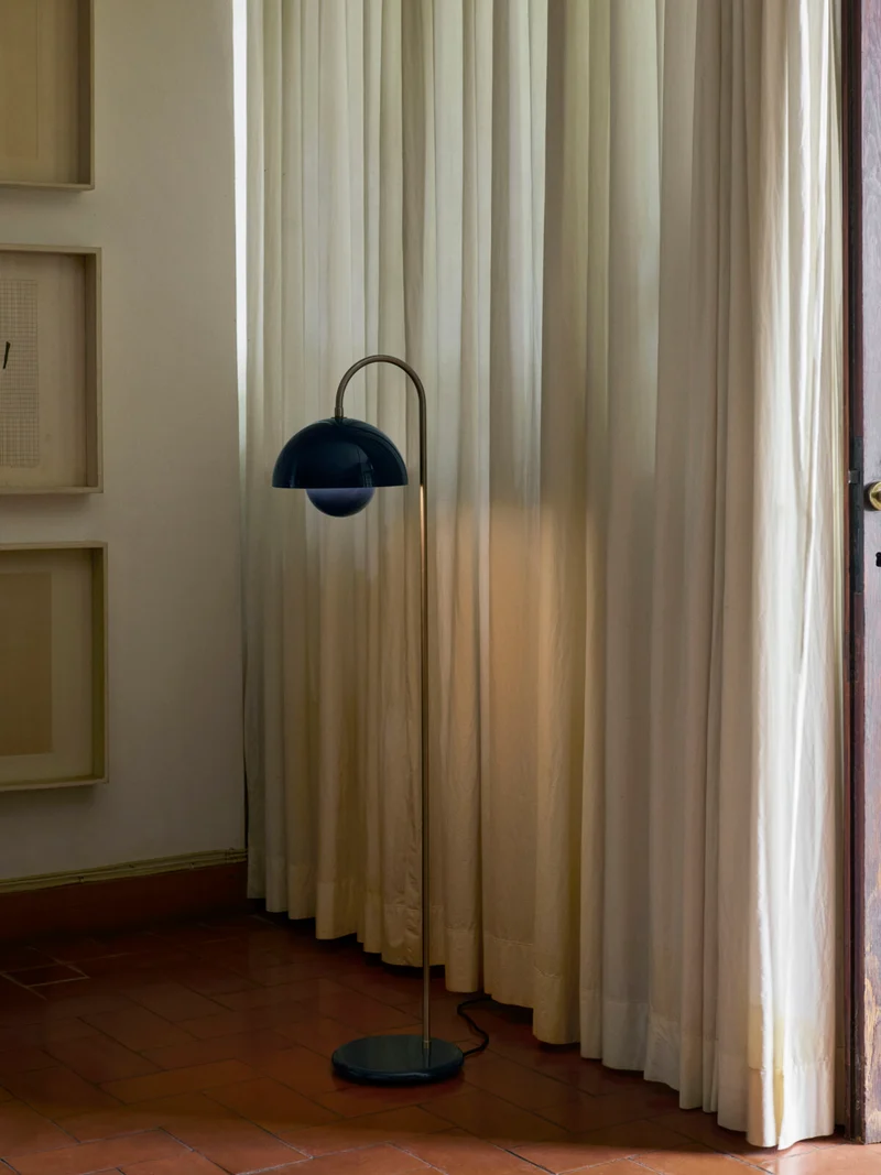 FLOWERPOT VP12 - GULVLAMPE - STEEL BLUE