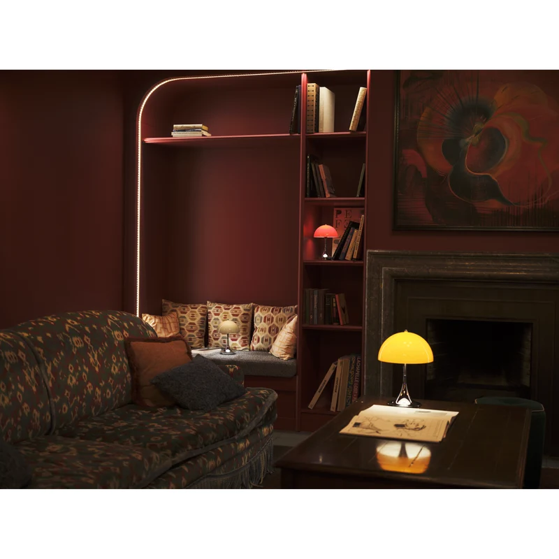 PANTHELLA 160 - PORTABLE Bordlampe ORIGINAL - OPAL RED