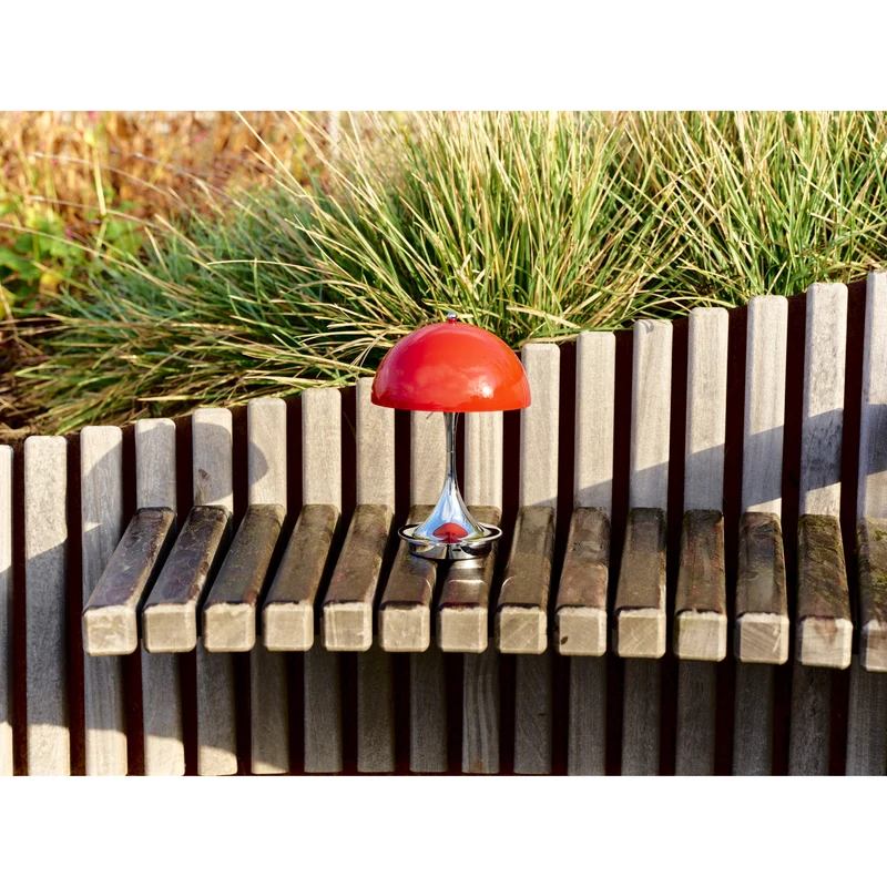 PANTHELLA 160 - PORTABLE Bordlampe ORIGINAL - OPAL RED