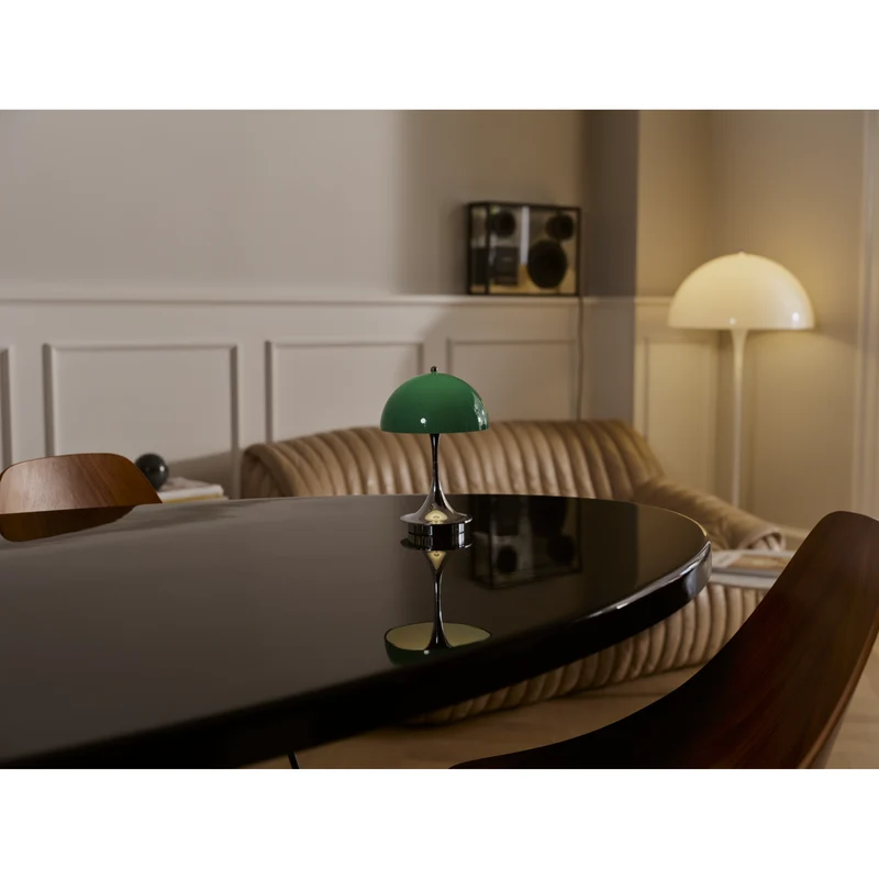 PANTHELLA 160 - PORTABLE Bordlampe ORIGINAL - OPAL GREEN
