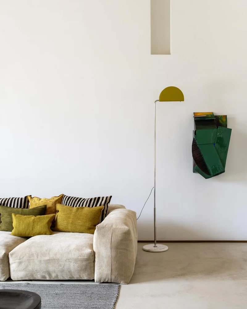 DCWéditions Mezzaluna Gulvlampe - White Marble / Yellow